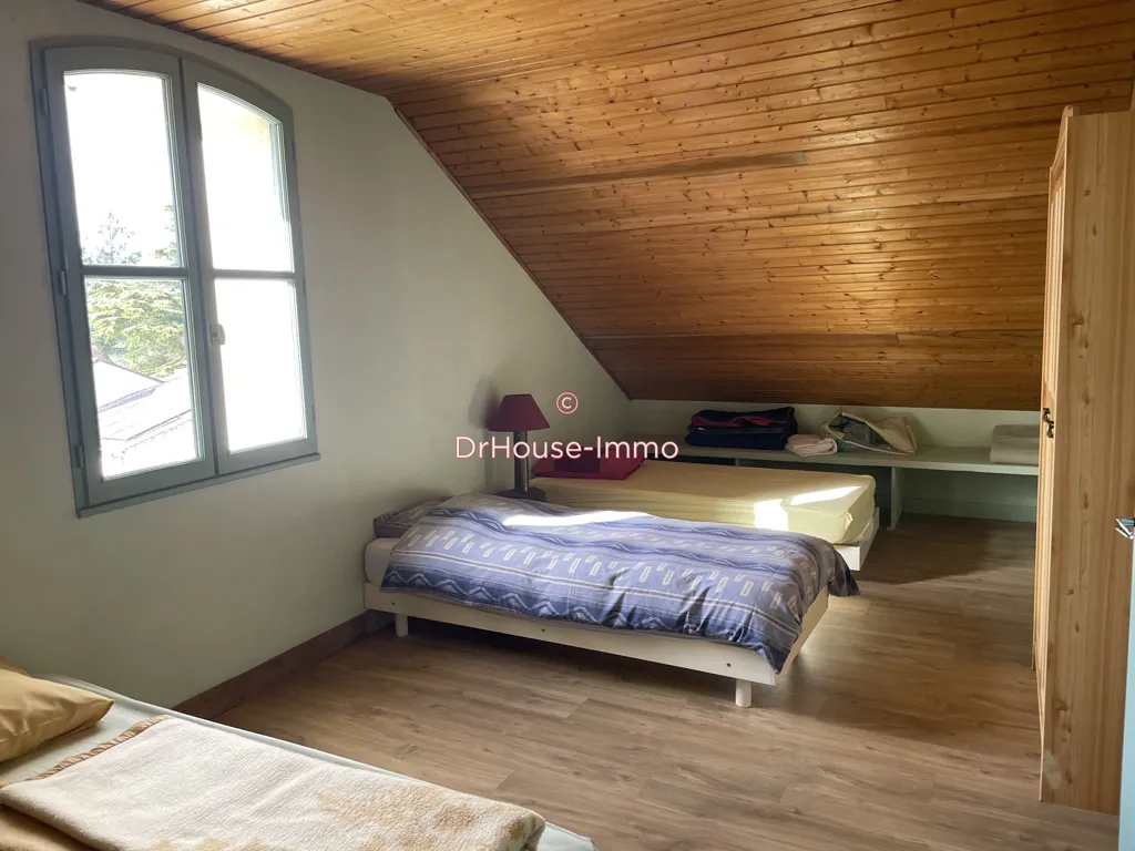 Chambres - Maison avec Jardin Paysager à Mansle