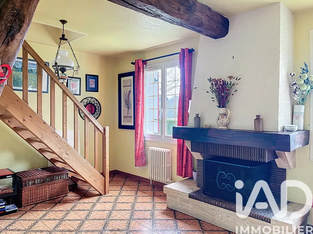 Séjour - Maison Familiale avec Jardin à Étrépagny