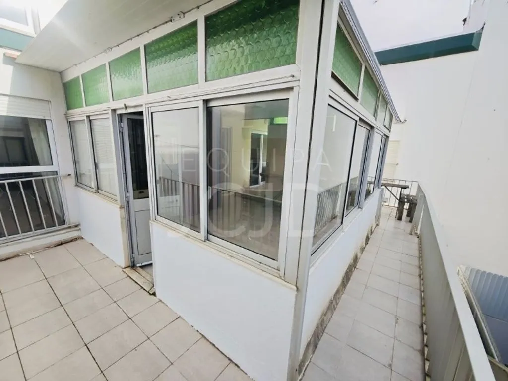 Balcon - Luxury Flat with Sea View in Almada