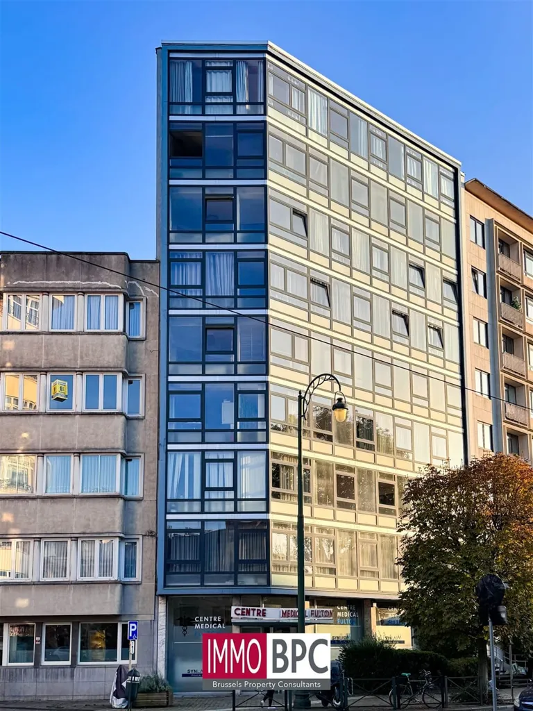 Extérieur - Espace de Bureau avec Luminosité Naturelle à Molenbeek-Saint-Jean