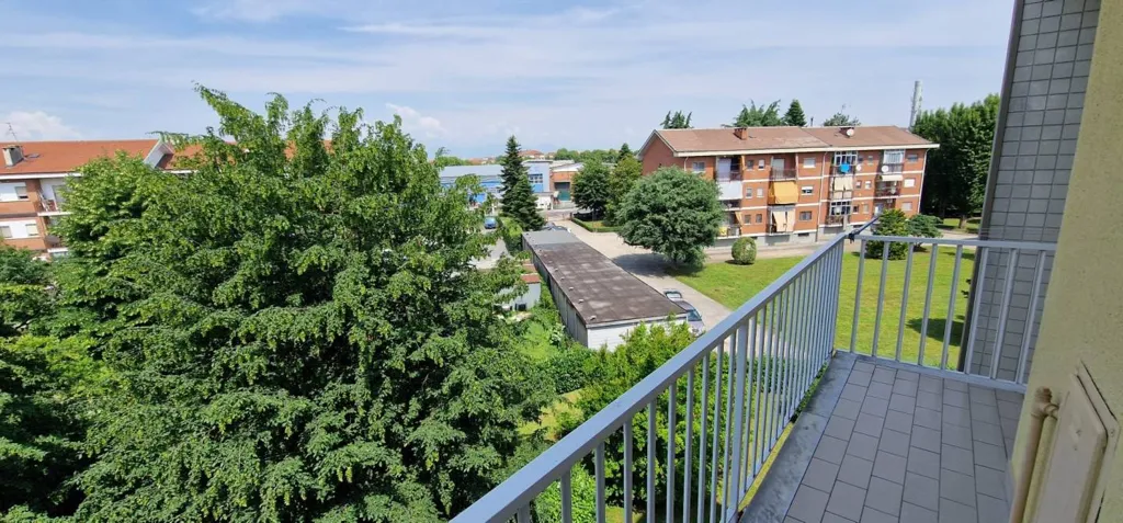 Balcon - Spacious Apartment with Balcony in Moncalieri