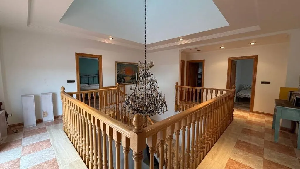 Toad - Luxury Chalet with Pool in Elche