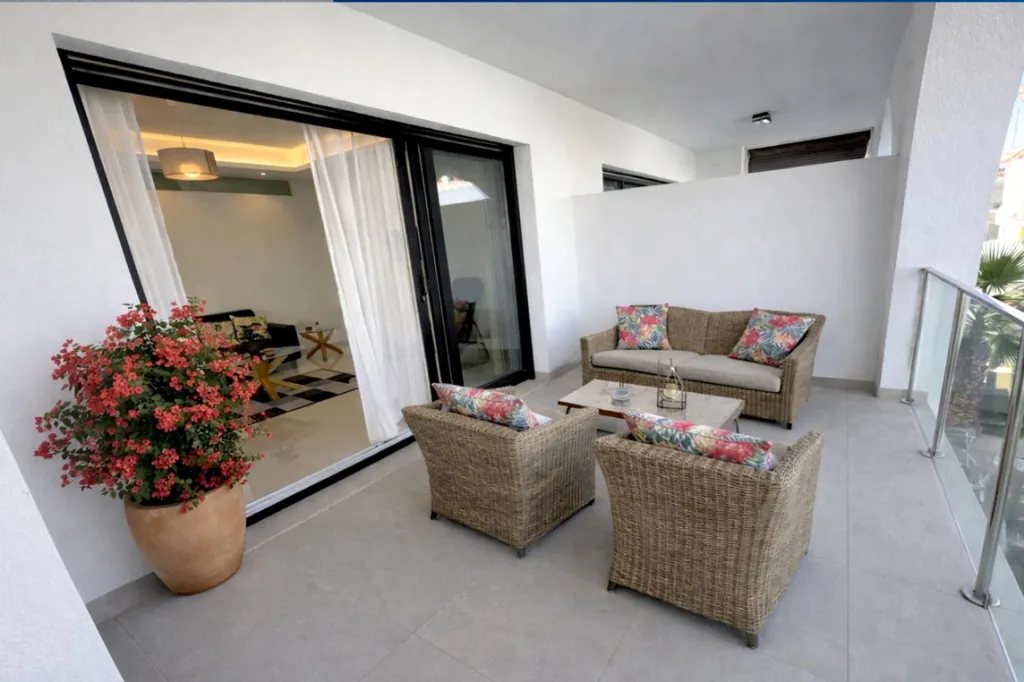 Terrass - Modern Apartment with Rooftop Solarium in Ciudad Quesada