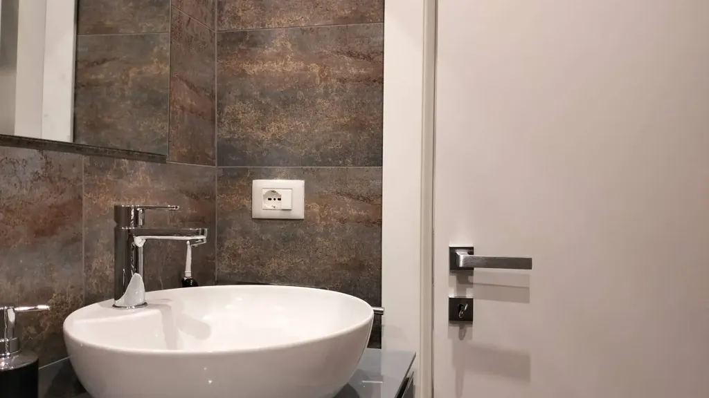 Salles de bain - Fully Rented Flat in Varazze, Via Calcagno