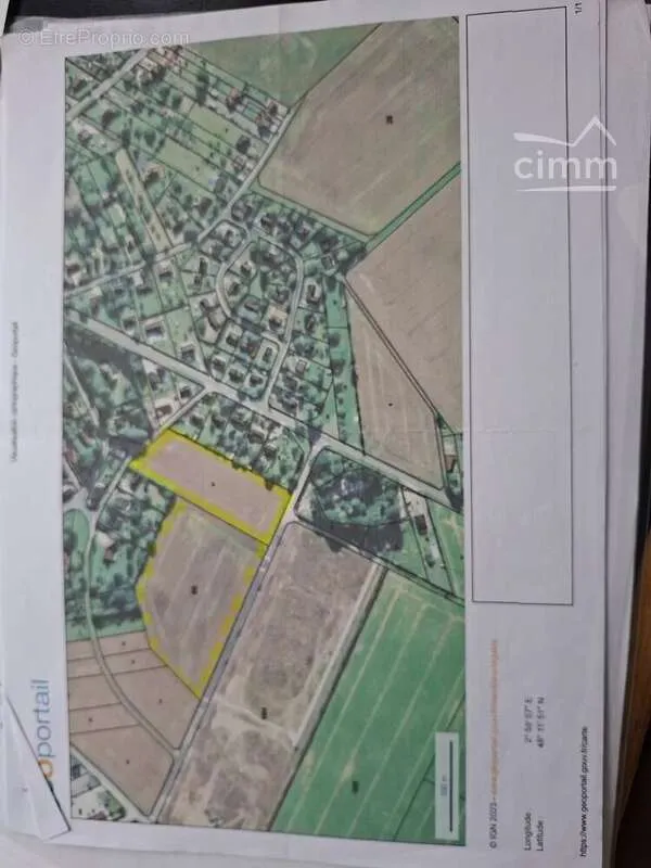 Buildable Land with 5,000 m² in Chéroy