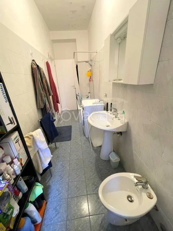 Salles de bain - Central Apartment with Balcony in Modena