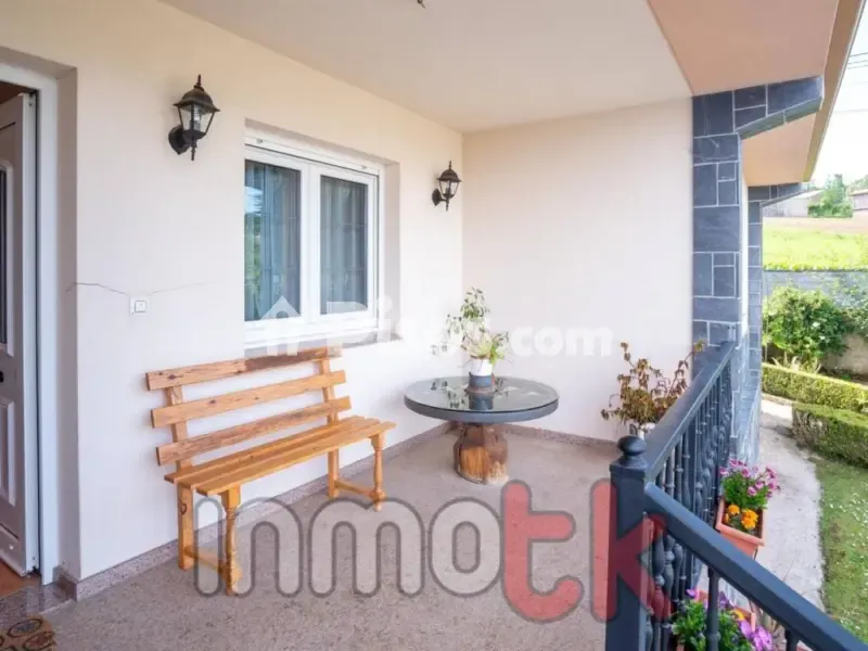 Balcon - Chalet with Garden in Carral, Belvis