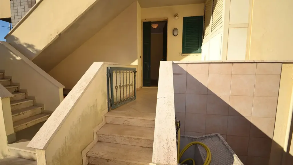 Pièces - Terraced Apartment with Sea View in Rosignano Solvay