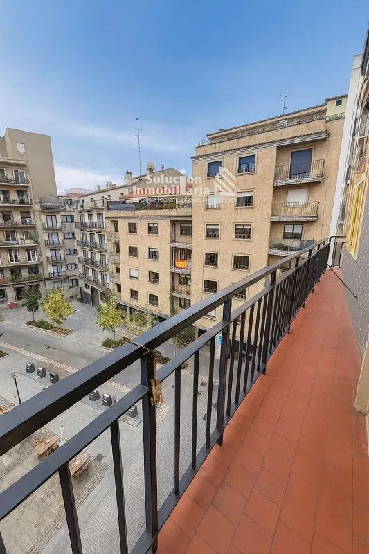 Balcon - Apartment with Plaza Views in La Fuente
