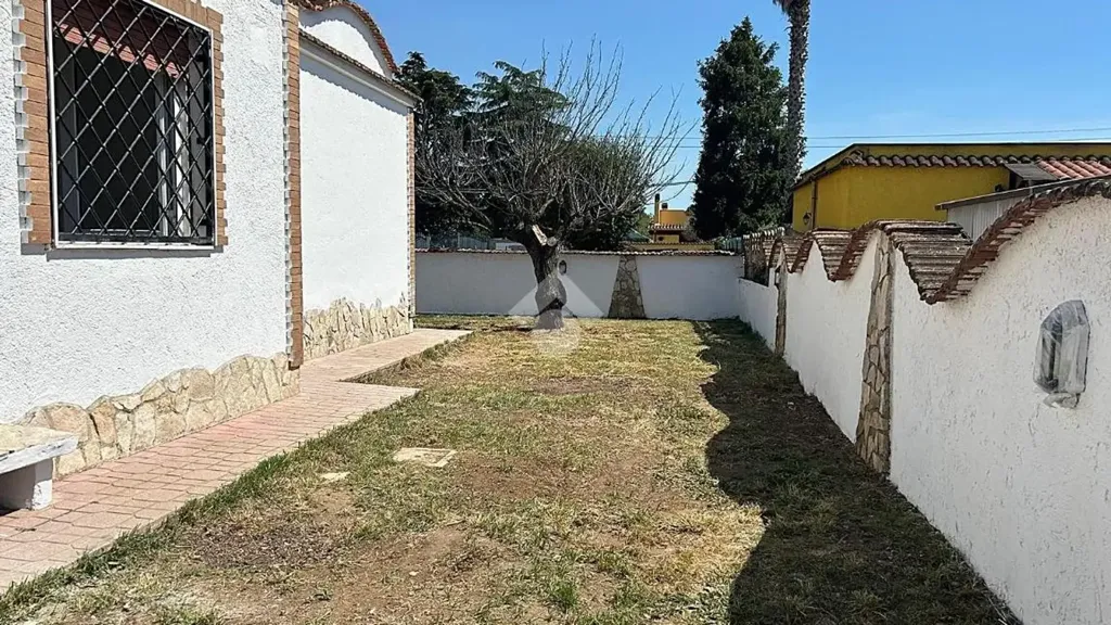 Garden - Bifamily Home with Private Garden in Ardea