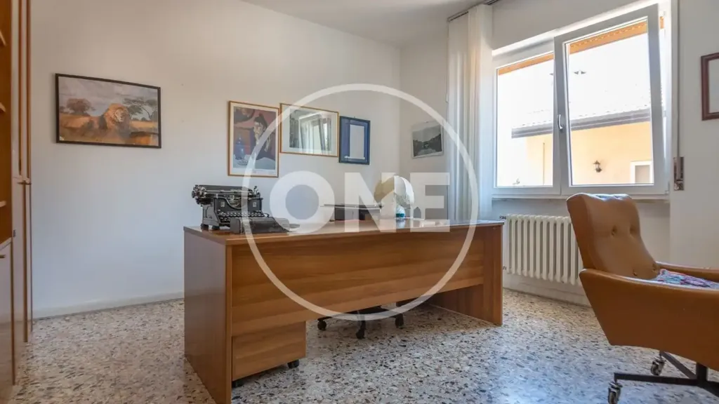 Kabinet - Rustic Villa with Private Garden in Filetto