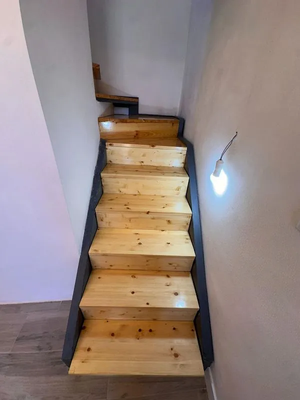 Pièces - Modern Chalet with City Views in San Antón