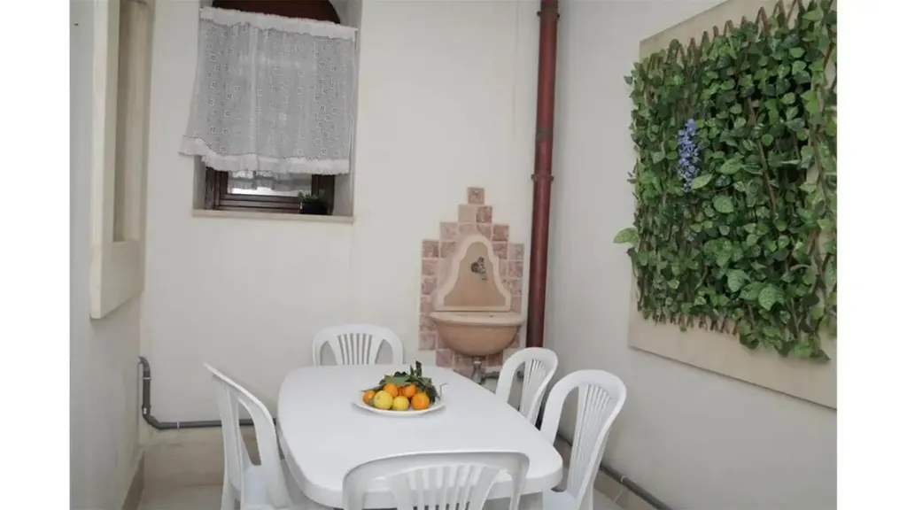 Aed - Rustic Apartment with Central Location in Siracusa
