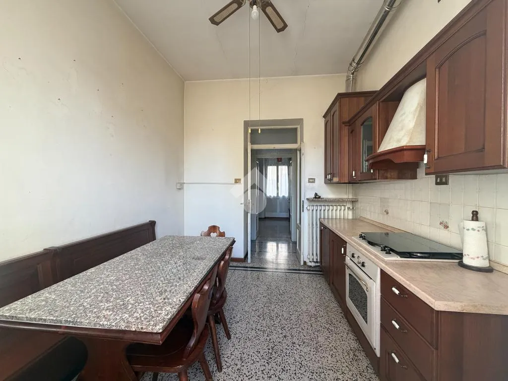 Köök - 3-Room Apartment with Balcony in Broni