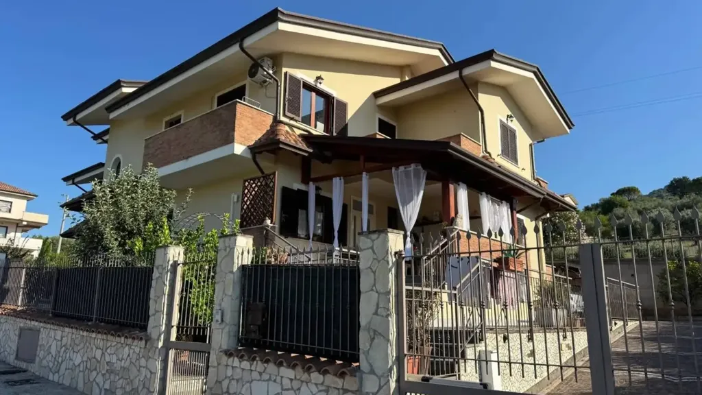 facade