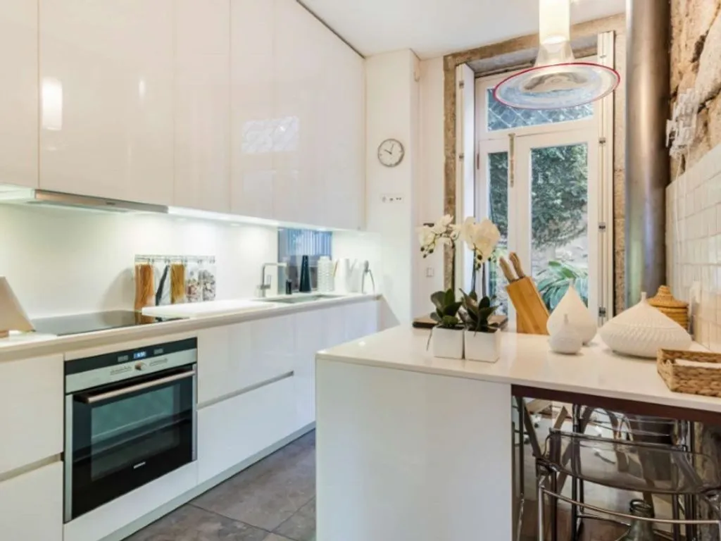 Kitchen - Luxury Apartment with Pool in Porto