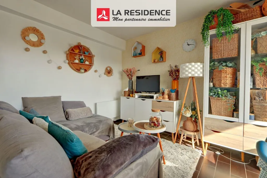 Elutuba - Renovated 2-Bed Flat with Balcony in Beauchamp