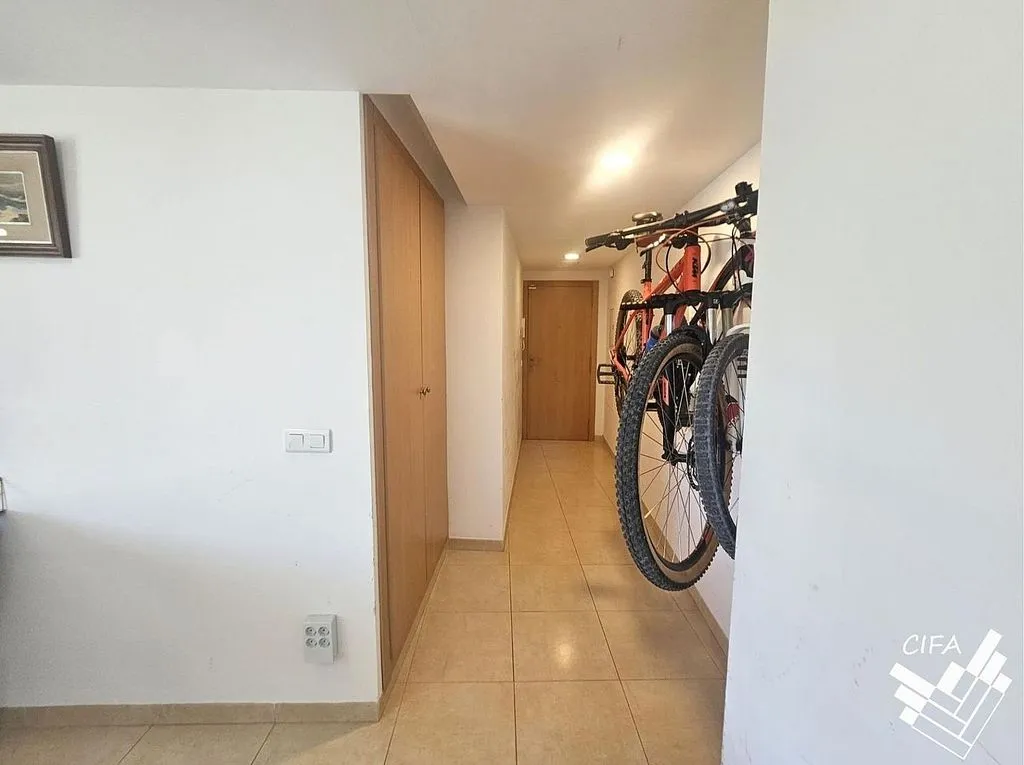 Entrée - Duplex with Terrace and Balcony in Ulldecona