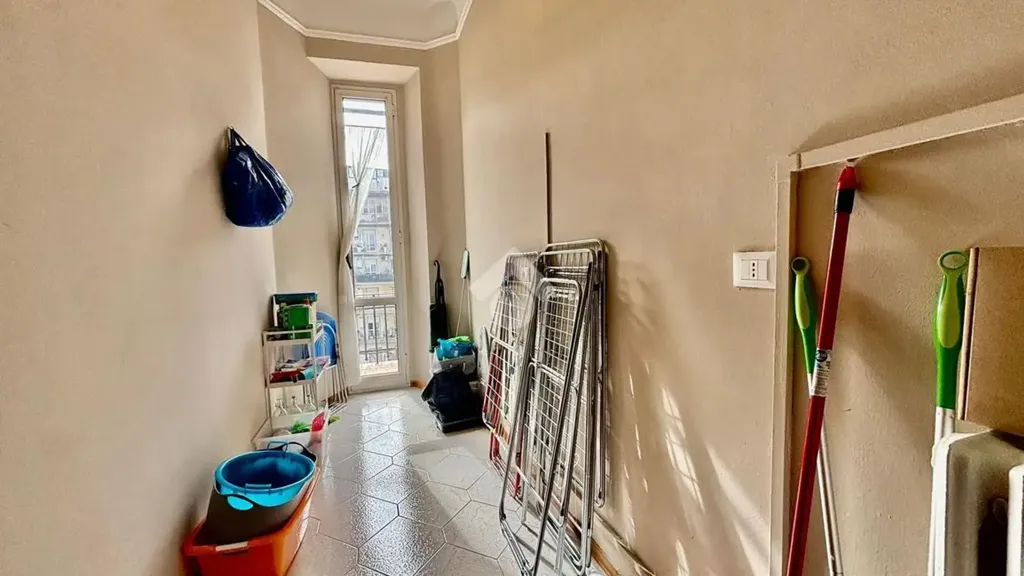 Entrée - Period Apartment with Balcony in Florence
