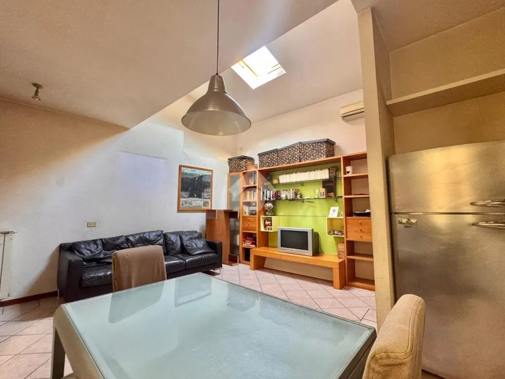 Elutuba - Apartment with Balcony in Carmignano