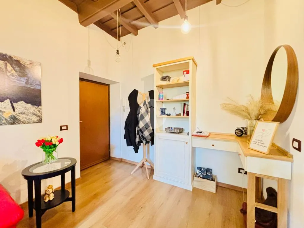 Séjour - Rear-Facing Apartment with Garden in Viterbo