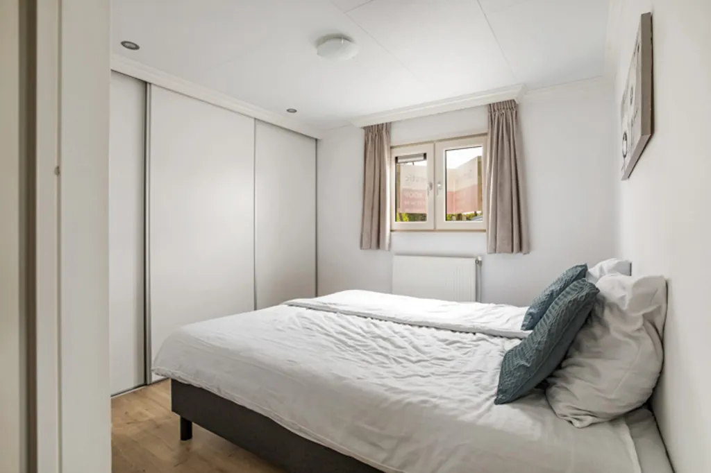 Chambres - Chalet avec vue sur l'eau à Mol