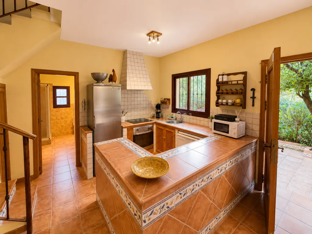 Cuisine - Chalet with Pool and Terrace in Ojén
