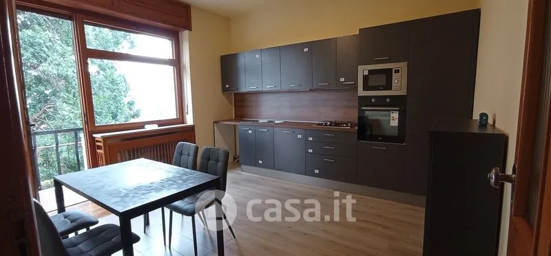 Cuisine - Panoramic Villa Apartment with Garden in Roppolo