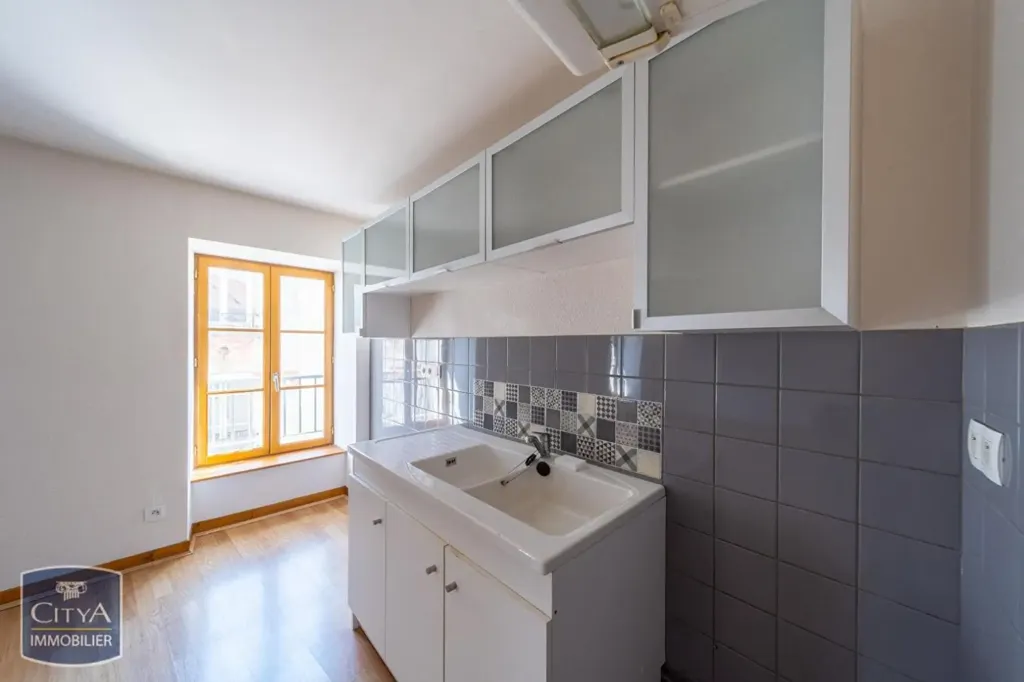 Cuisine - Appartement T3 en Centre-Ville à Brioude