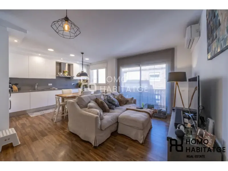 Séjour - Reformed Duplex with Terrace in Gràcia, Sabadell