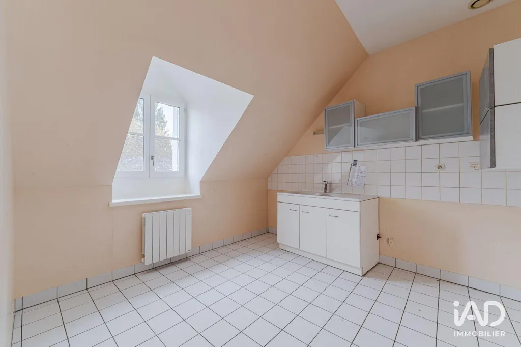 Pièces - Immeuble de Rapport avec Deux Appartements à Charentilly