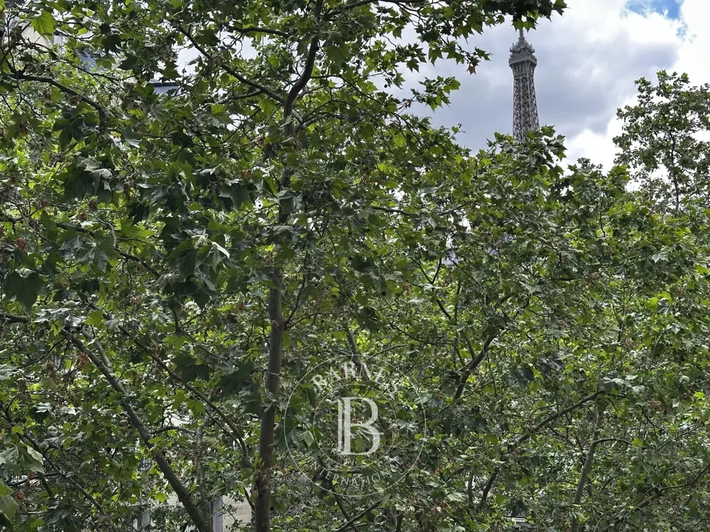 Appartement Luxe avec Vue sur la Ville près de la Tour Eiffel