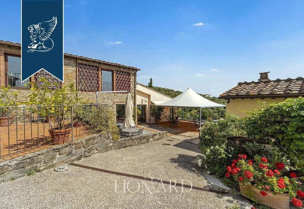 Terrasse - Historical Villa with Pool in Capannori, Tuscany
