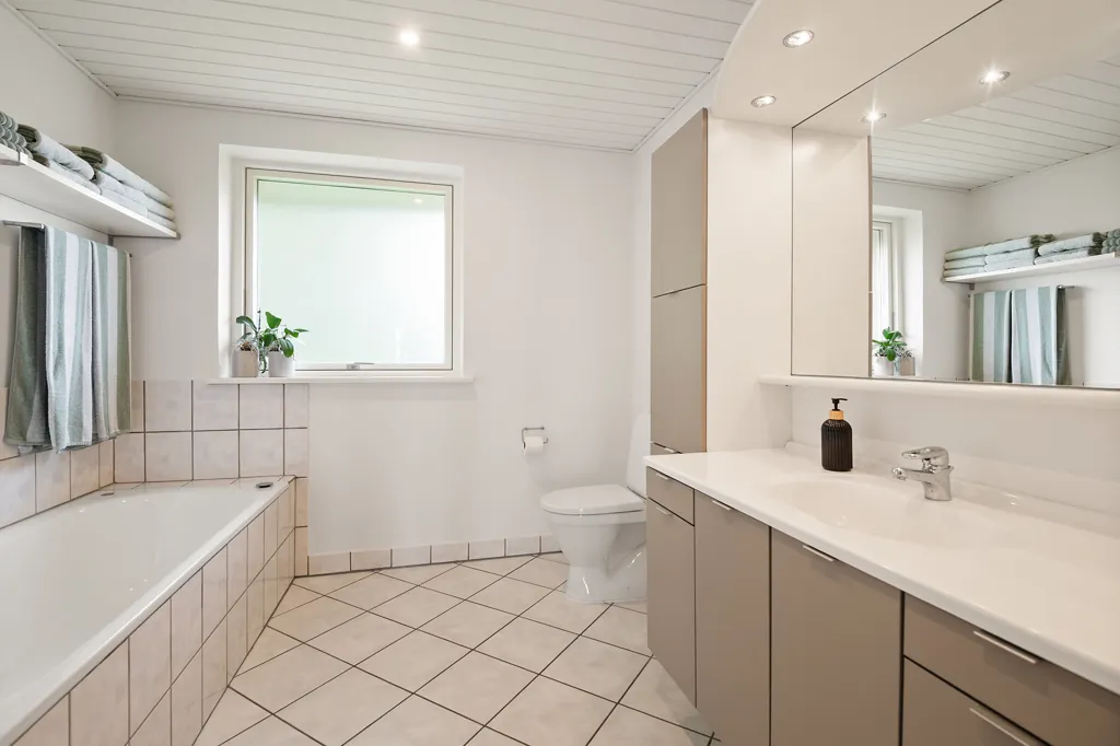 Bagni - Detached Villa with Garden in Børkop