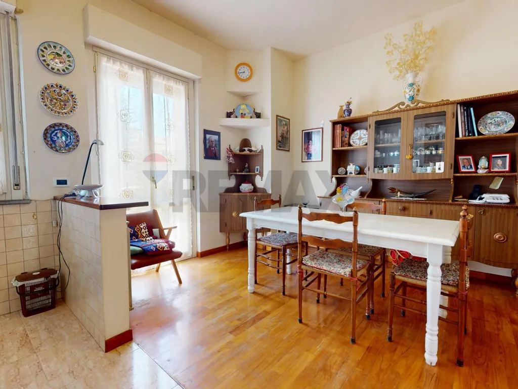 Salle à manger - Apartment with Two Terraces in Fabriano