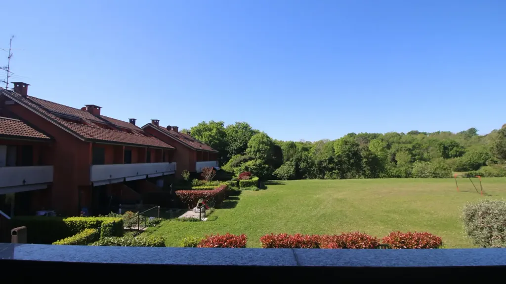 Giardino - Semi-detached Villa with Private Garden in San Fermo