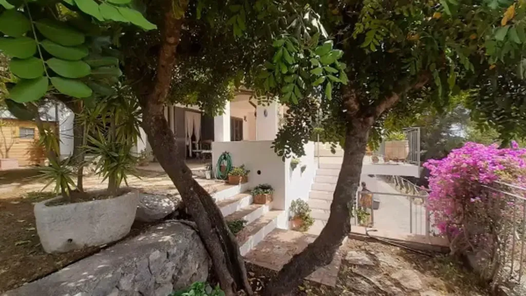 Terrace - Villa with Seafront Access in Maratea
