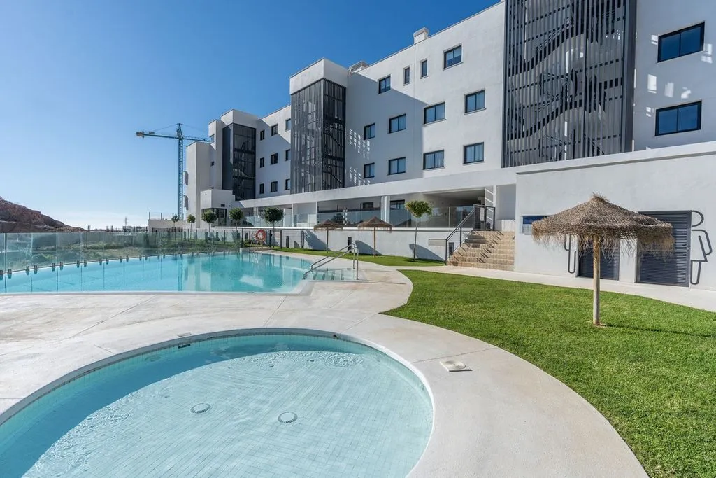 Bassein - Luxury Penthouse with Pool in Fuengirola