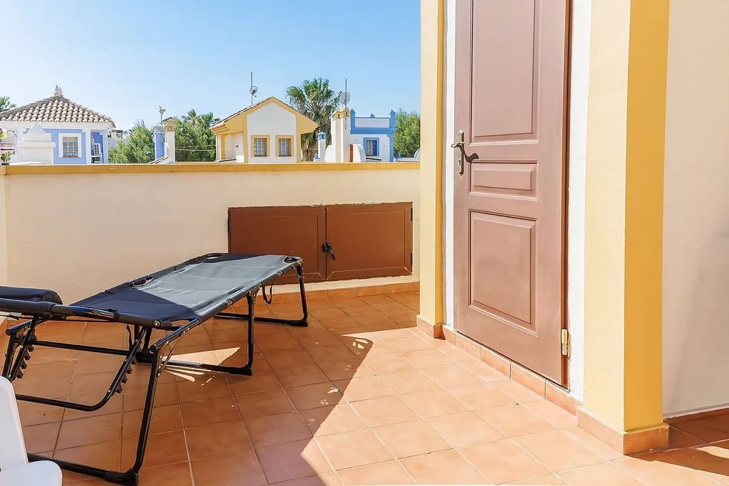 Rõdu - Terraced House with Pool in Señorío de Roda
