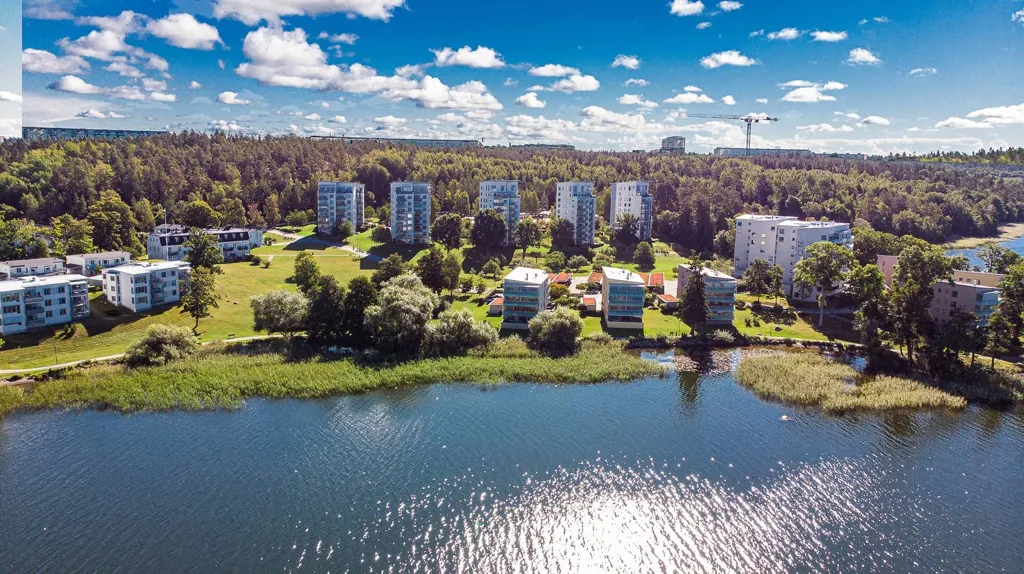 Aerial - Modern Flat with Balcony in Kallhäll