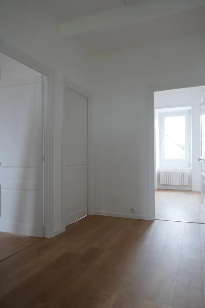 Stanze - 3-Bed Apartment with Private Garden in St Brieuc