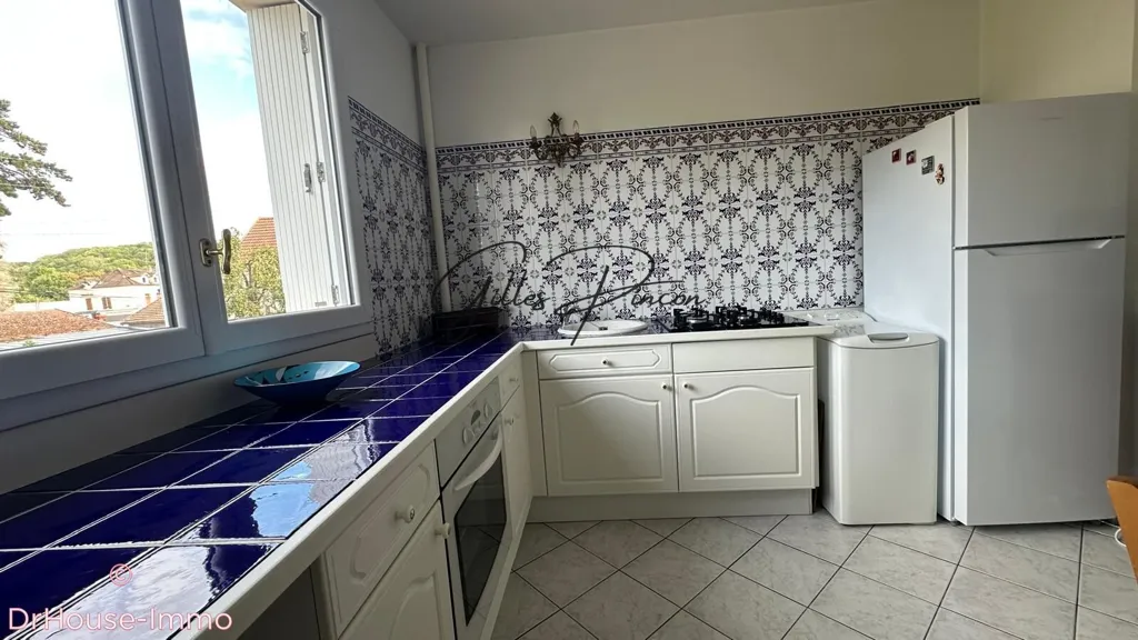 Cucina - Flat with Balcony in Central Limay