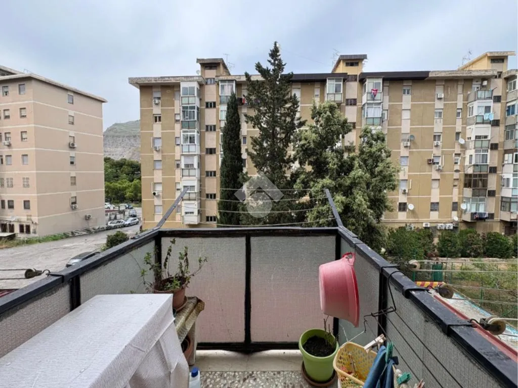 Rõdu - 3-Room Apartment with Balcony in Palermo