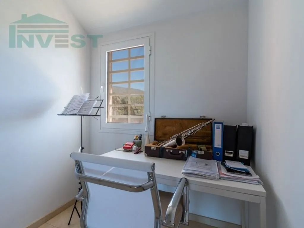 Bureau - Duplex with Golf Course Views in Adeje