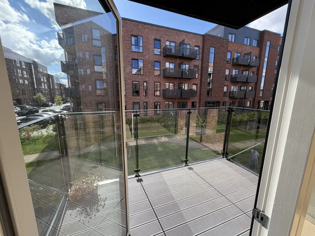 Rõdu - Modern Flat with Balcony in Copenhagen