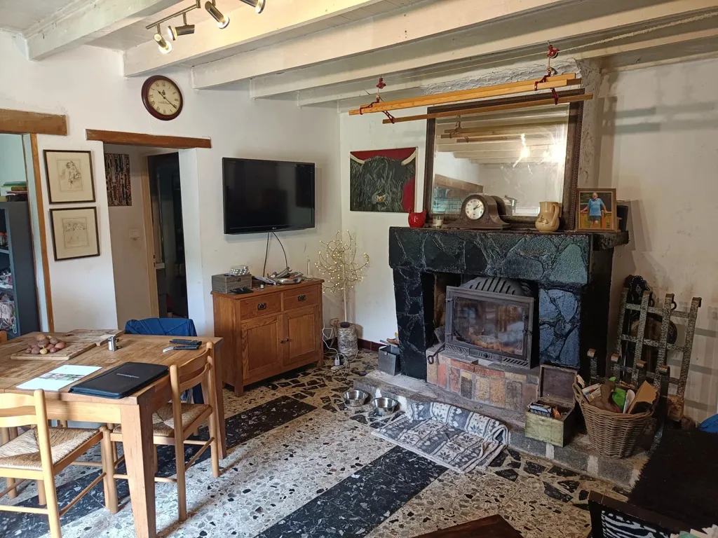 Salle à manger - Maisonnette avec Deux Étangs dans le Périgord Vert