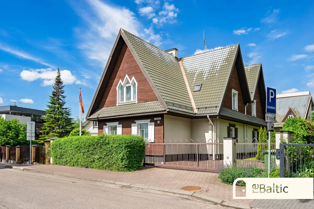Välivaade - Unique House with Garden in Žvėrynas