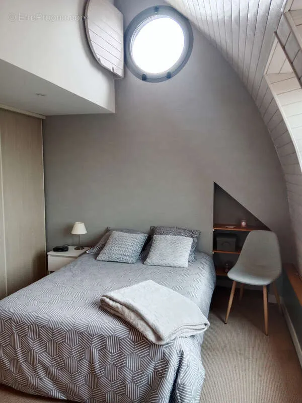 Bedrooms - Charming Mancelle with Balcony in Rive Droite