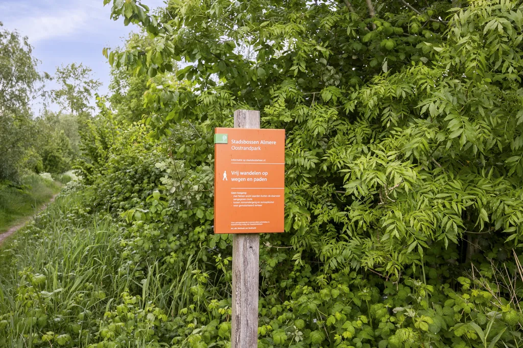 2 magamistoaga maja asukohas Almere