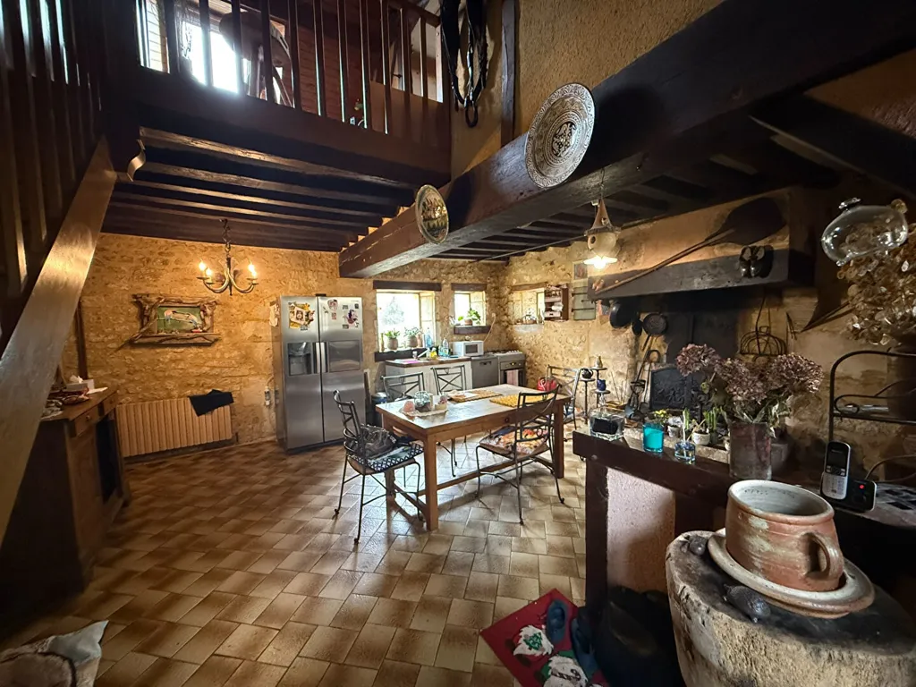 Cuisine - Maison Ancienne avec Terrain Clos près de Chartres